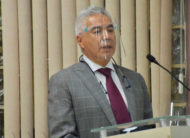 Director de CPS rechaza huelga de brazos caídos