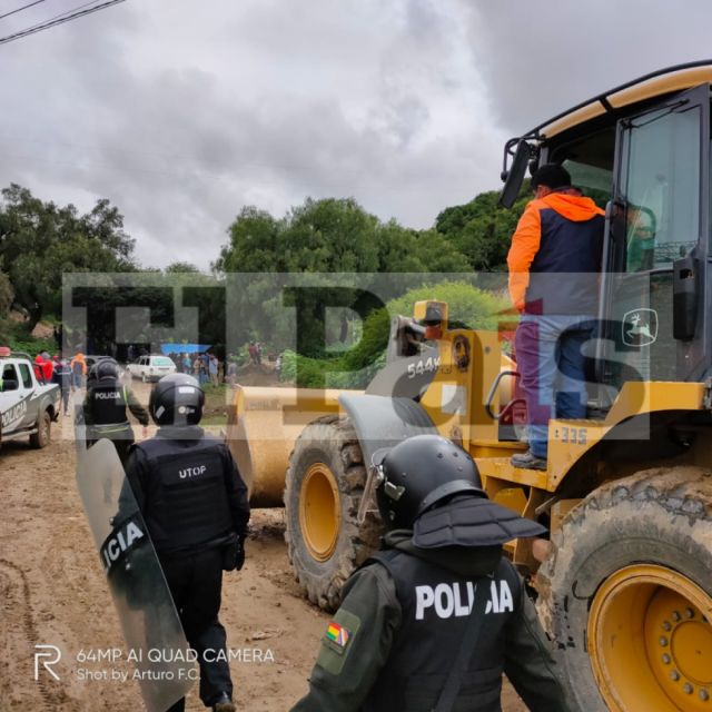 Alcaldía interviene construcciones clandestinas en la zona de Aranjuez en Tarija 