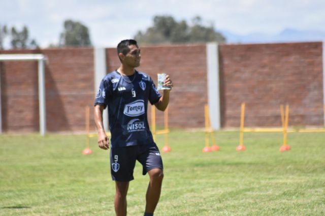 Vera, dos goles y conexión con Silos y Valencia