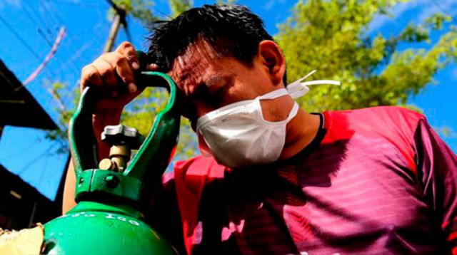 Piden al gobierno peruano controlar el oxígeno médico