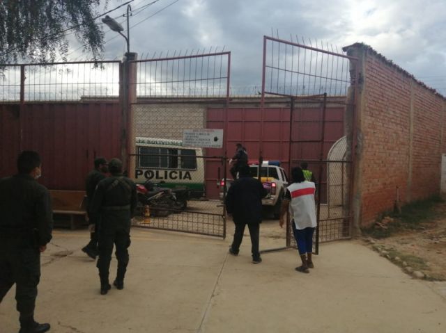 Un interno aparece ahorcado en el penal de Tarija
