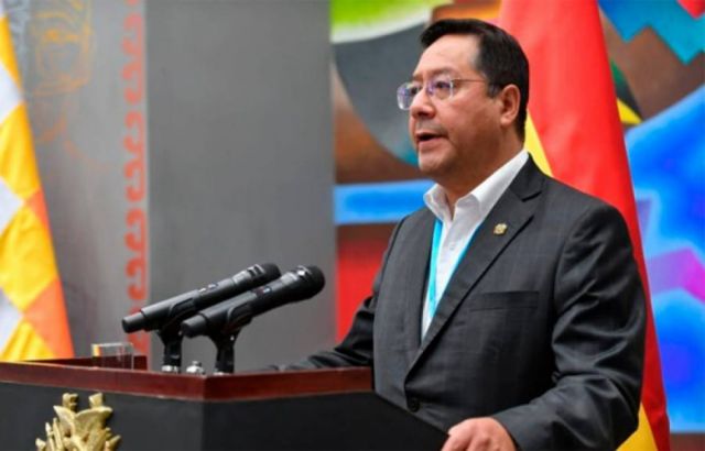 Luis Arce: “Jamás renunciaremos a nuestra salida al mar”