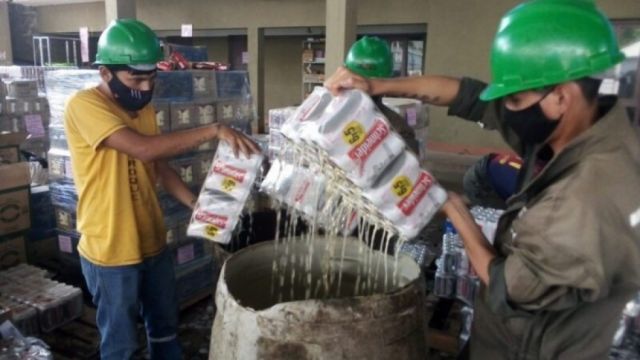Más de 500 litros de bebidas fueron decomisados en Tarija por Carnaval