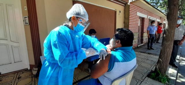Solo 0,8% de los vacunados con la Sputnik V presentó reacciones adversas en Tarija  
