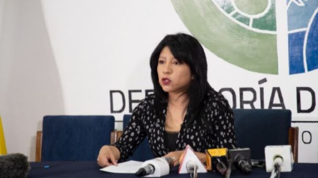 Defensoría denuncia "actitudes delincuenciales" de clínicas privadas