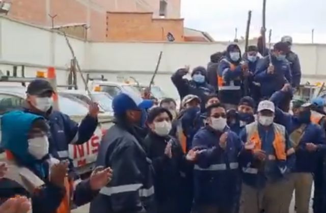 "Epsas no se negocia", trabajadores se declaran en emergencia y rechazan nuevo interventor