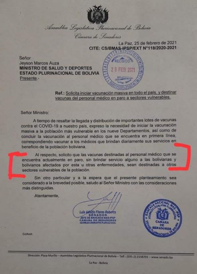 Senador pide destinar vacunas de personal de salud en paro a sectores vulnerables