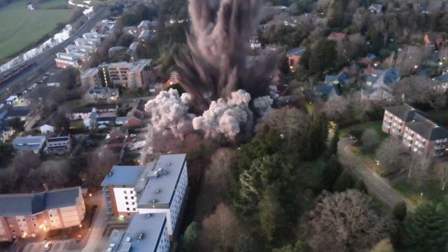 Una bomba de la Segunda Guerra Mundial detonó en Reino Unido (Video)