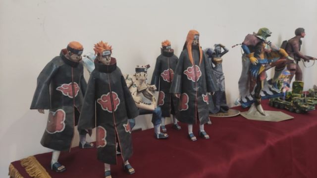 Exposición de papercraft
