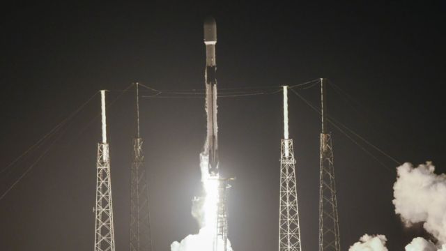 SpaceX aplaza lanzamiento de 60 satélites  Starlink