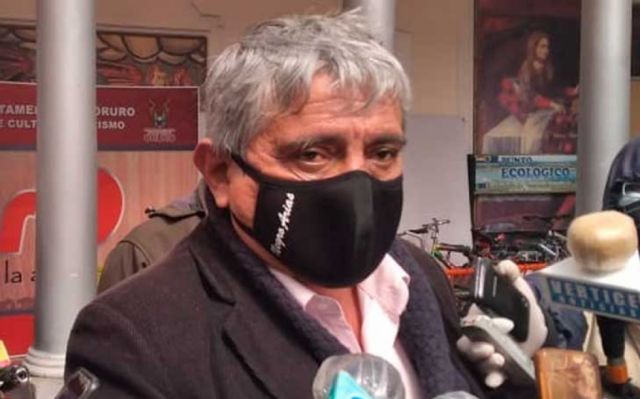 Arias cuestiona devolución de crédito del FMI 