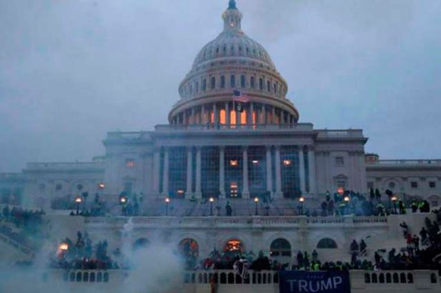 FBI: Fue terrorismo interno el atentado al Capitolio