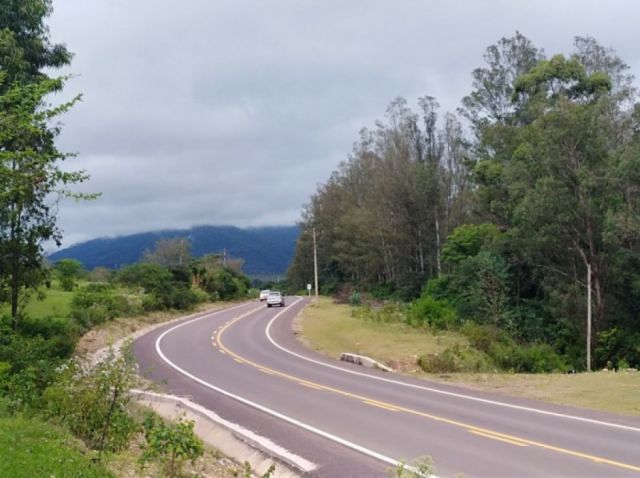 Registran colisión con daños materiales en carretera al Chaco