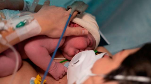 Hallan nueva mutación del Covid en un bebé 