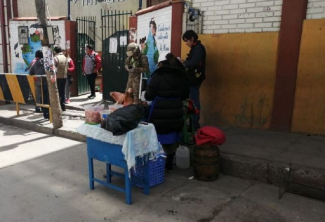 Intendencia de Tarija prohíbe el expendio de alimentos alrededor de los recintos electorales