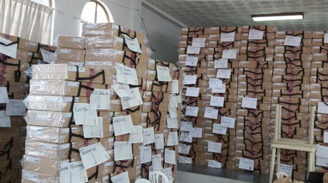 Distribuyen primeras maletas electorales en Tarija