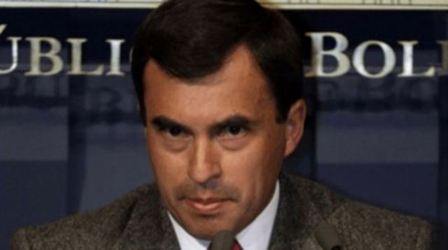 El MAS pide que Quintana vuelva a ser ministro