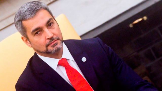 Abdo Benítez reestructura gabinete