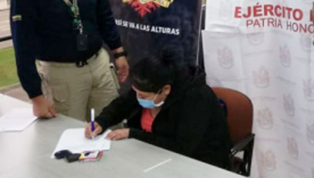 Boliviana es expulsada de Colombia acusada de estafa múltiple