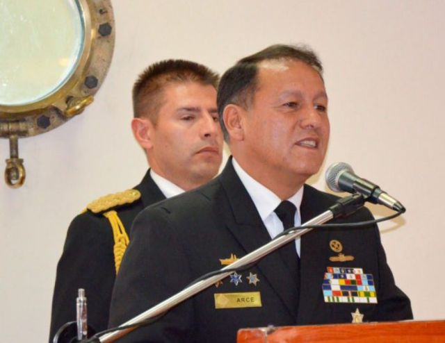Aprehenden a excomandante de la Armada y exjefe del Estado Mayor por caso "Golpe"