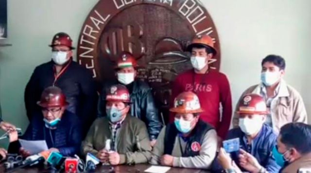 Conminan a COB y FSTMB a convocar a congreso