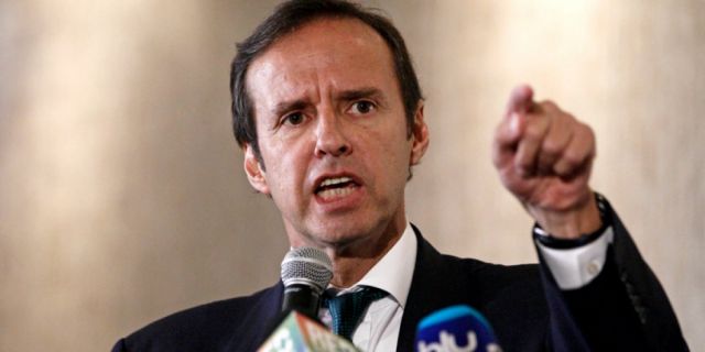 Tuto tilda de cobarde a Evo y dice que no hubo golpe de Estado sino sucesión