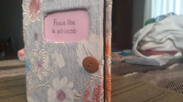 Barbijos, pañoletas y mermeladas para autogestionar la lucha contra la violencia