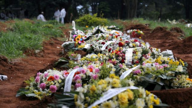 Covid: Brasil alcanza un nuevo récord al registrar 2.340 fallecidos en una jornada