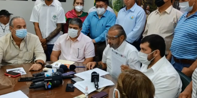 Cívicos piden liberación de exautoridades y anuncian paro nacional si continúan las aprehensiones