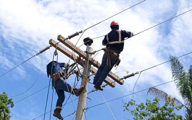 Invertirán $us 750 MM en proyectos de electricidad