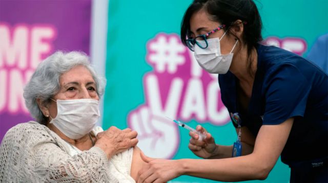 Chile logra vacunar a 5 millones de personas