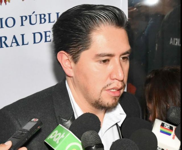  Cossío renuncia al cargo de fiscal departamental de La Paz