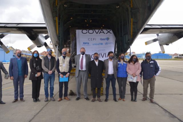 Llegan a Bolivia vacunas del mecanismo Covax