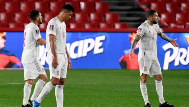 España empata con Grecia en  el debut de las Eliminatorias 