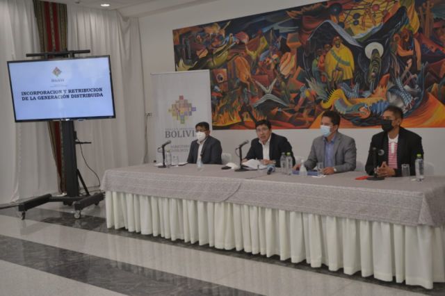 Gobierno presenta normativa que regula e incentiva la incorporación de Generación Distribuida