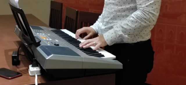 El piano fue el instrumento que guio elegido para el taller.