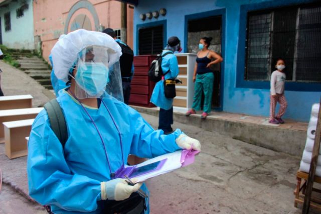 Cierre de frontera con Brasil dependerá de los casos Covid