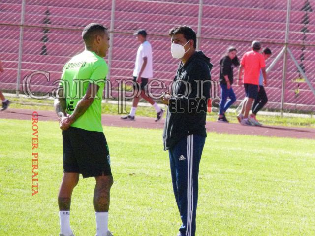 Horacio Pacheco es el técnico más joven en la División Profesional