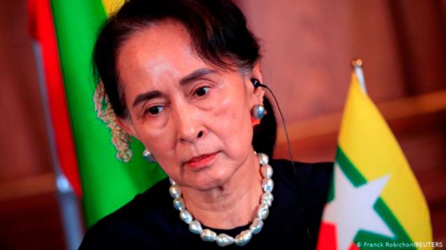 Suu Kyi enfrenta cargo bajo la ley de secretos de Myanmar