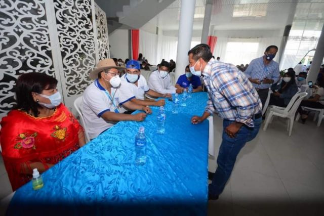 Comité de Conflictos de CC analiza si mantiene curul a Rosas