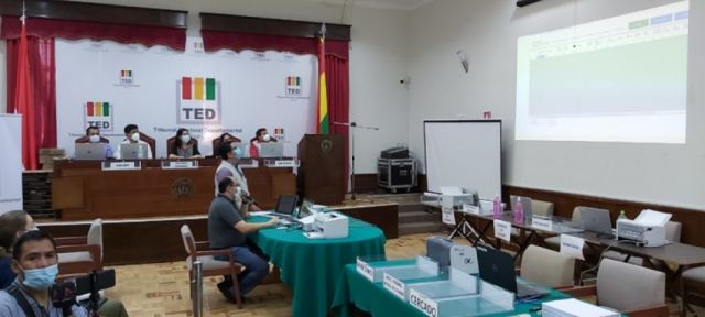 TED Tarija describe en un simulacro los pasos del cómputo electoral
