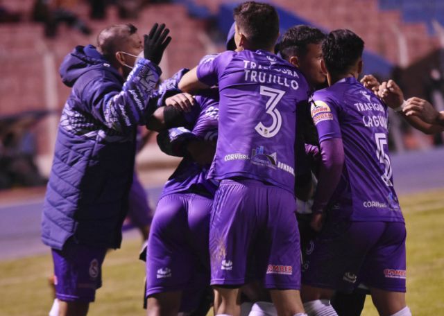 Real Potosí aplasta a San  José en su primer triunfo 
