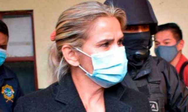 Caso FMI: Áñez se acogió a su derecho al silencio