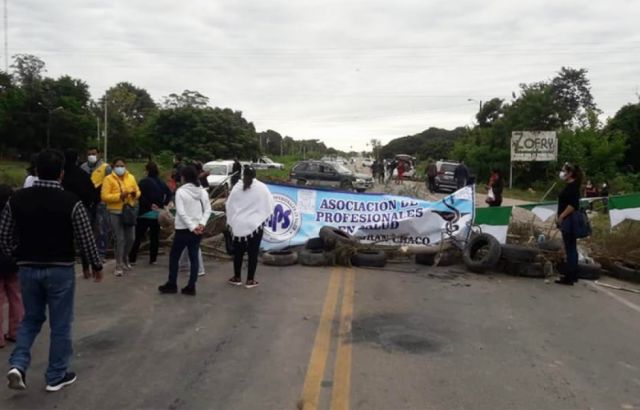 Villa Montes: Trabajadores de salud anuncian cierre de la carretera, exigen pago de salarios