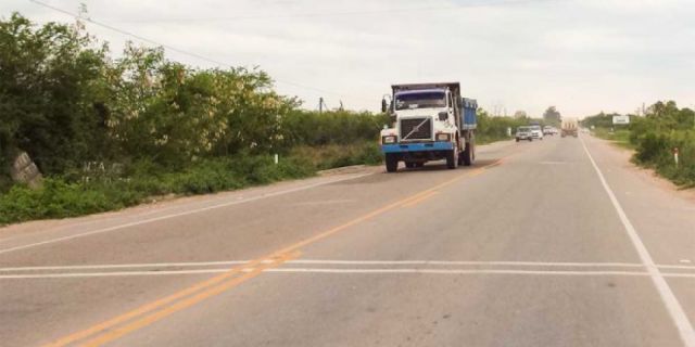 Médicos levantan bloqueo de la ruta 9 y esperan la cancelación de sus sueldos