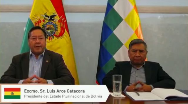 Arce exhorta a la OMC a modificar los estándares internacionales para liberar las vacunas anticovid