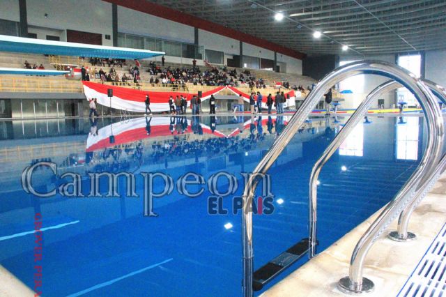 La natación tarijeña estrenó la piscina olímpica en San Blas