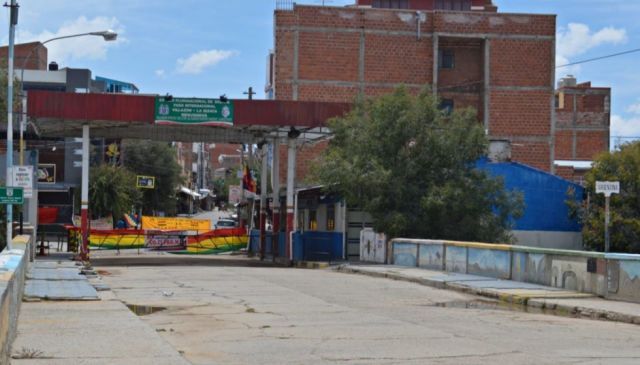 Bloquean el paso internacional ante la negativa de reuniones para abrir la frontera con Argentina
