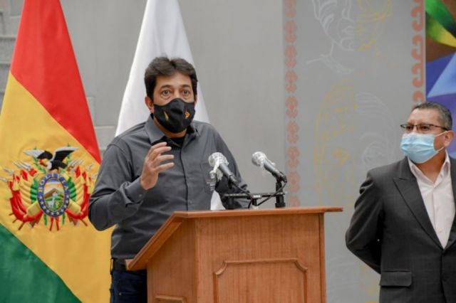 Exministro de Hidrocarburos, Víctor Hugo Zamora, niega daño económico a la estatal petrolera