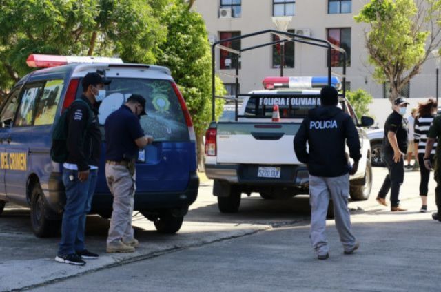 IDIF: Pareja presentaba lesiones antes de su caída del edificio en Santa Cruz